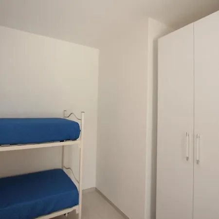 Wonderful With Garden Appartement Bibione