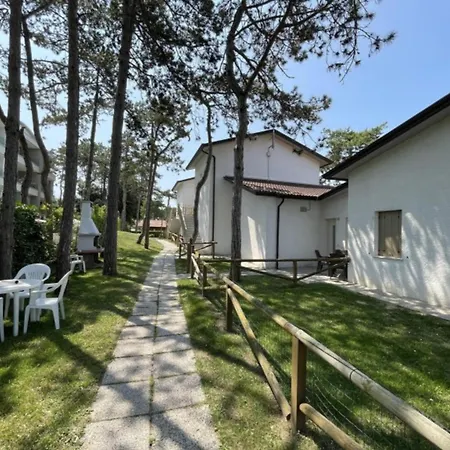 Wonderful Villa With Garden * ビビオーネ