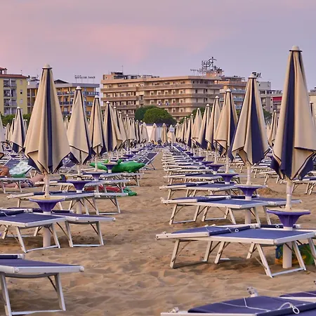 Wonderful With Terrace And Garden - By Beahost Villa Bibione